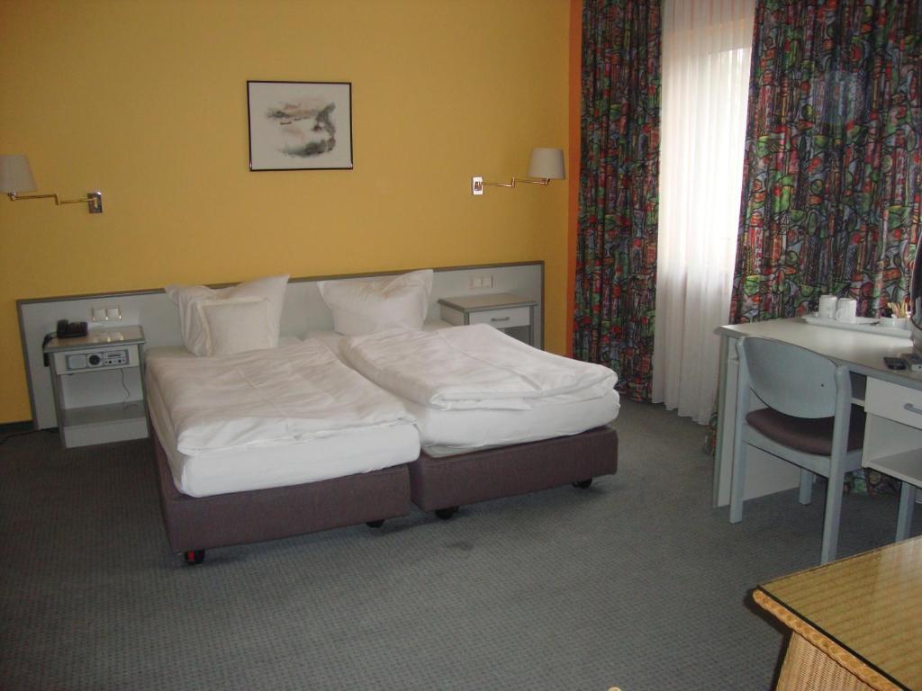 Marche Huenxe Ost Hünxe Quarto foto